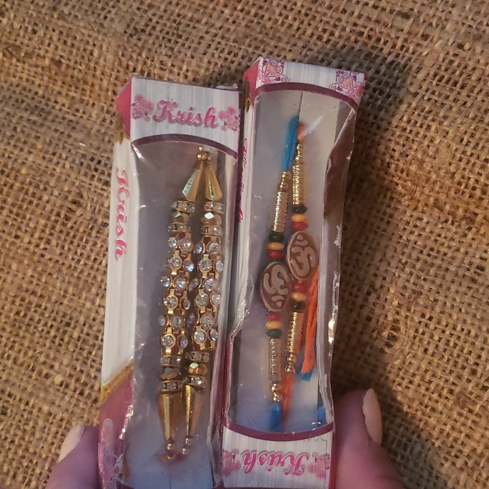 Braclets